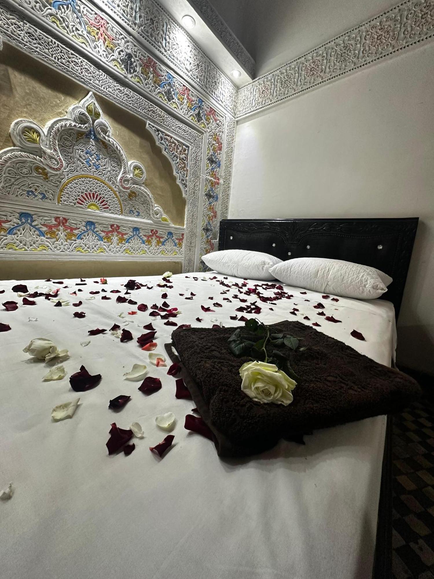 Riad Zohor Fes Luaran gambar