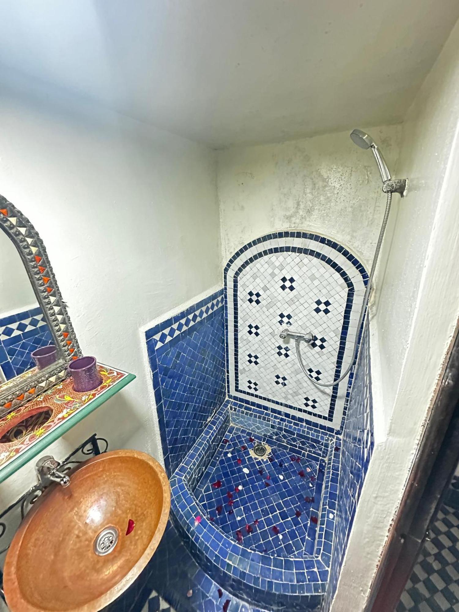Riad Zohor Fes Luaran gambar