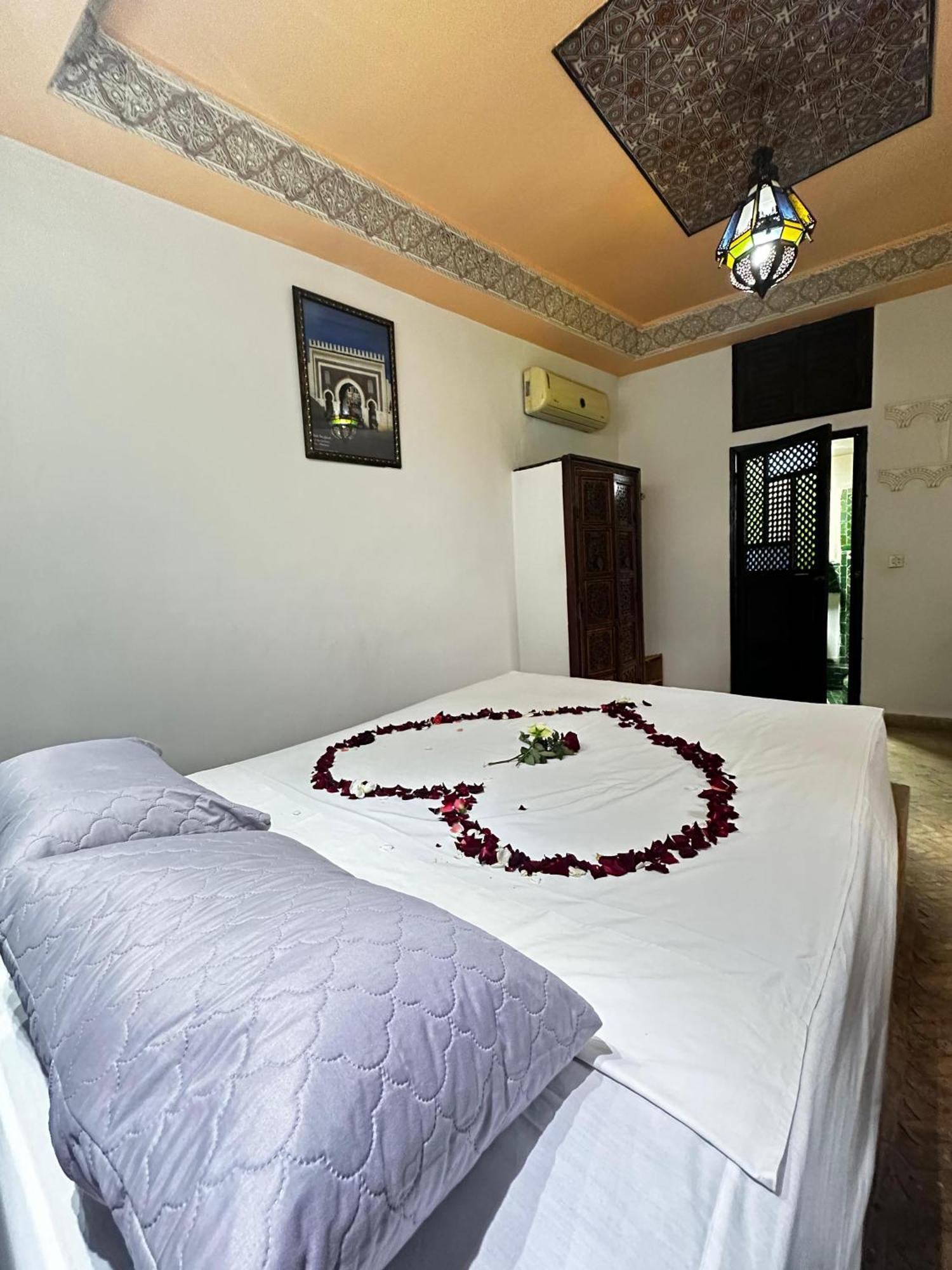 Riad Zohor Fes Luaran gambar