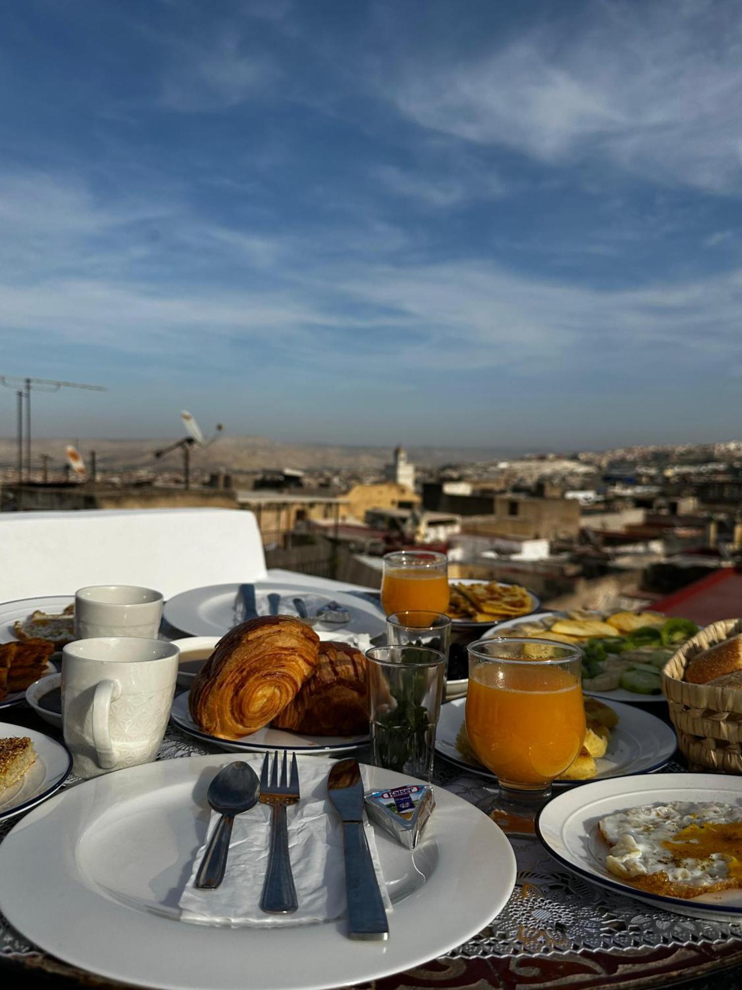 Riad Zohor Fes Luaran gambar