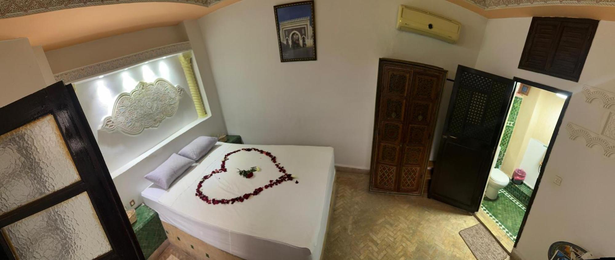 Riad Zohor Fes Luaran gambar