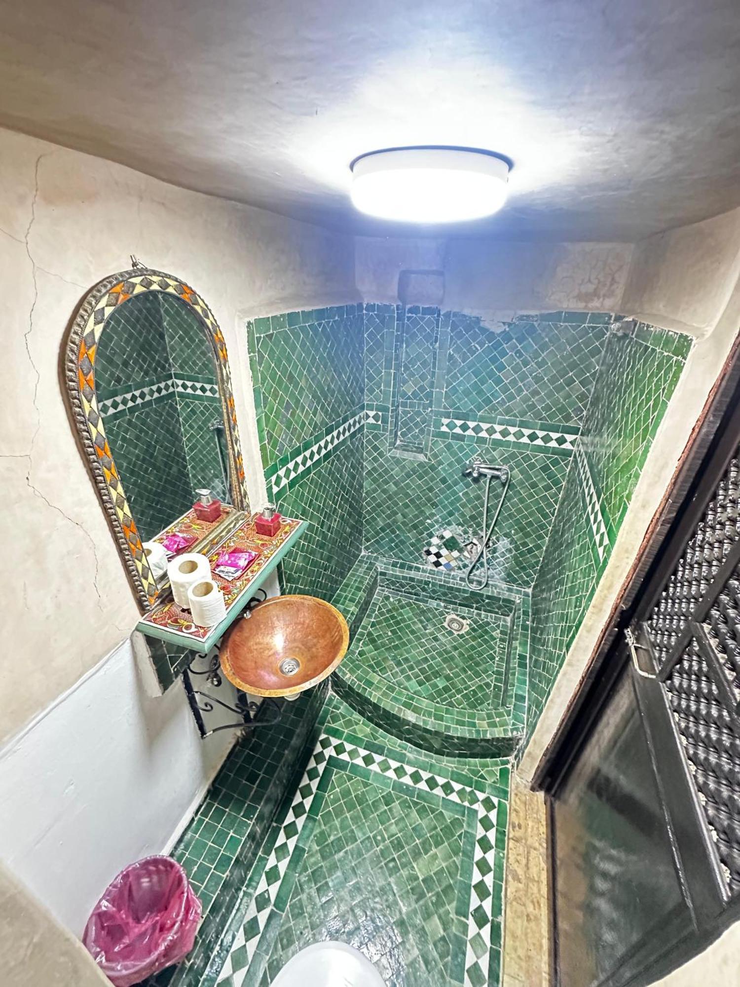 Riad Zohor Fes Luaran gambar