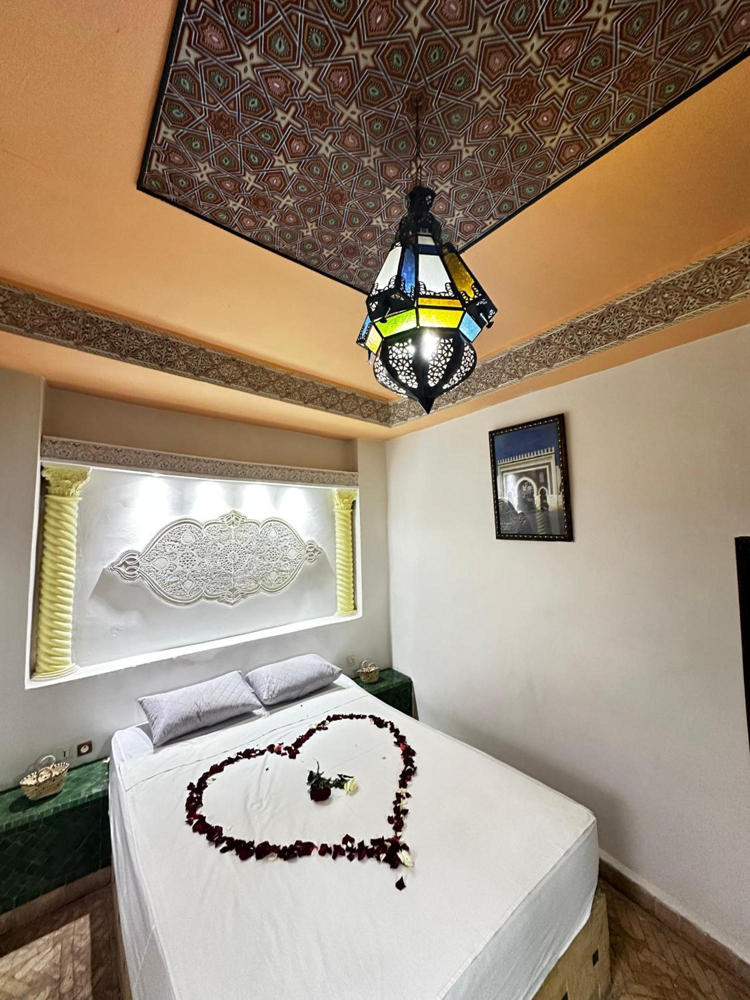 Riad Zohor Fes Luaran gambar