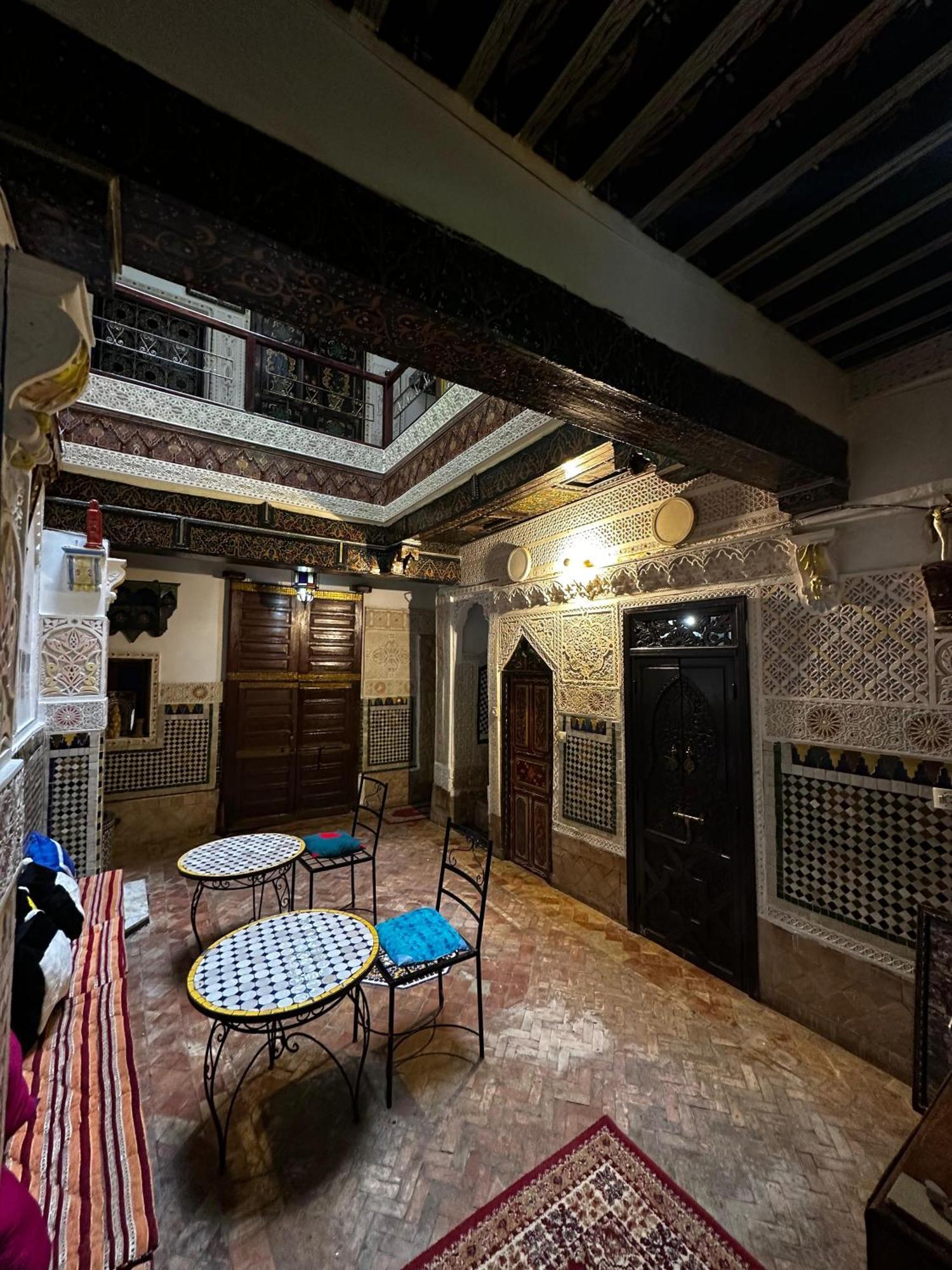 Riad Zohor Fes Luaran gambar